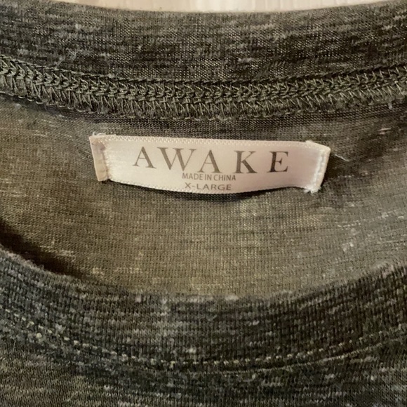 Green, Light Material Cuffed Tshirt - Picture 3 of 4